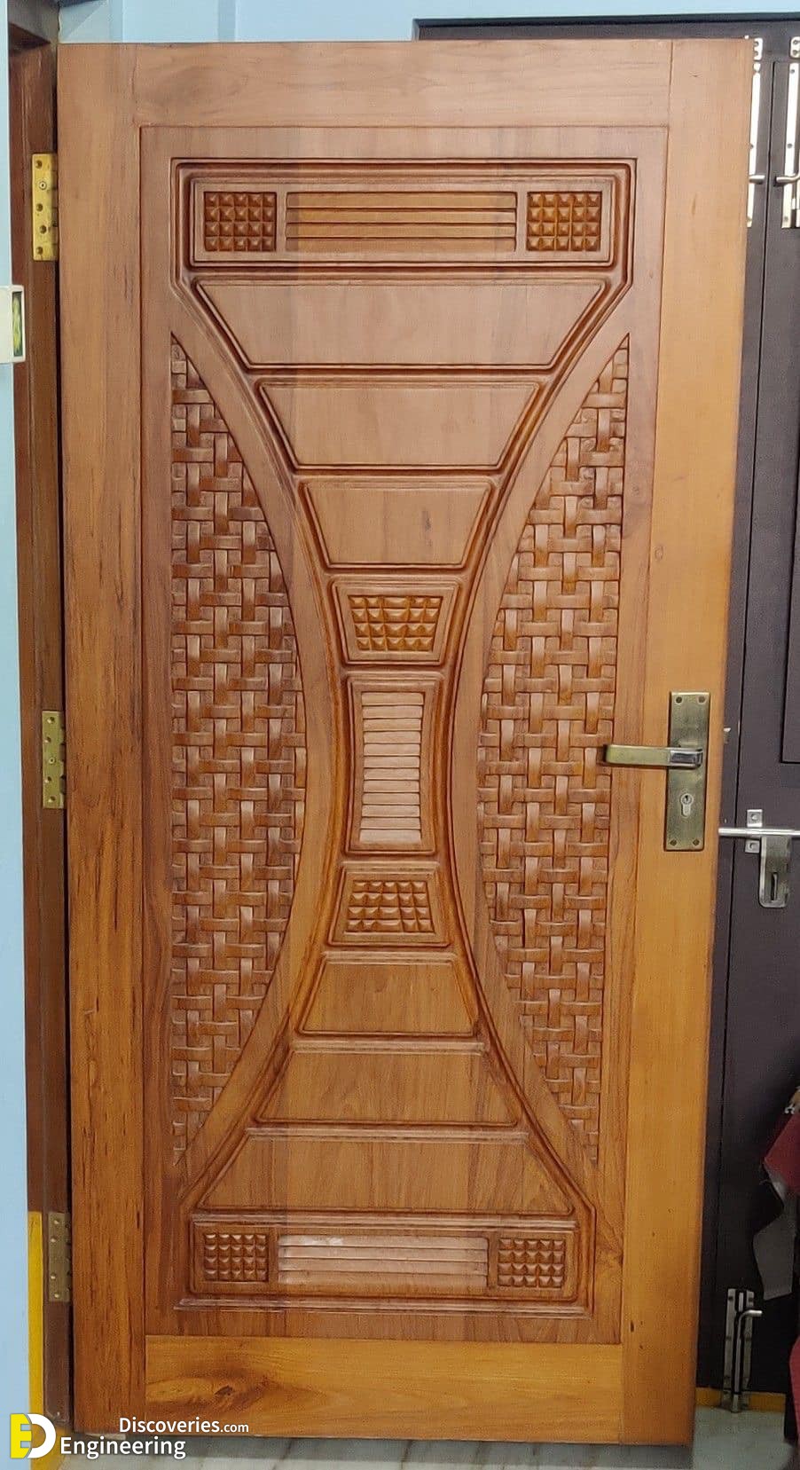 21-engineering-discoveries-beautiful-wooden-door-design-ideas.jpg