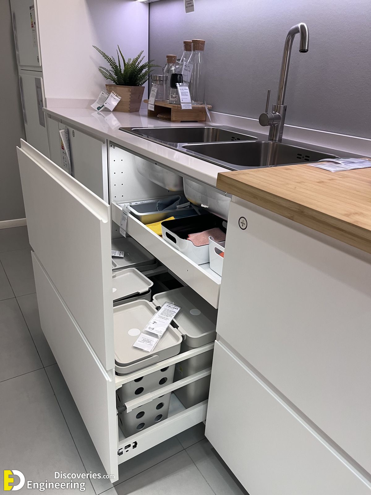 3-engineering-discoveries-tiny-kitchen-no-problem-25-genius-storage-hacks-you-need-to-see.jpg