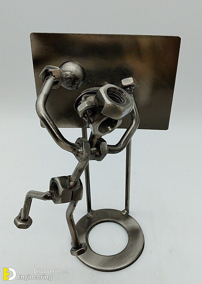 8-engineering-discoveries-creative-scrap-metal-art-craft-sculptures.jpg