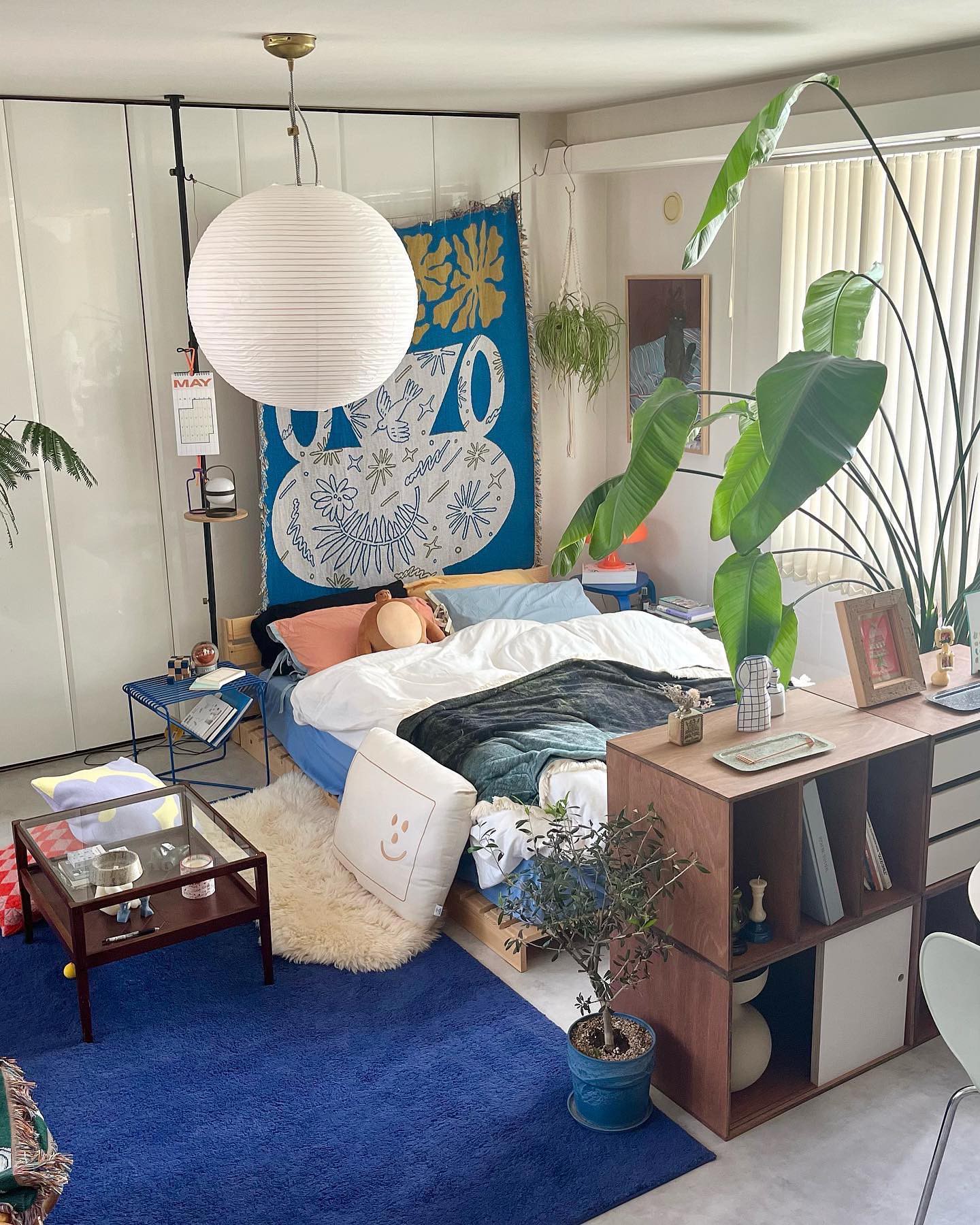 12-engineering-discoveries-beautiful-bedroom-decor-ideas-with-plant.jpg