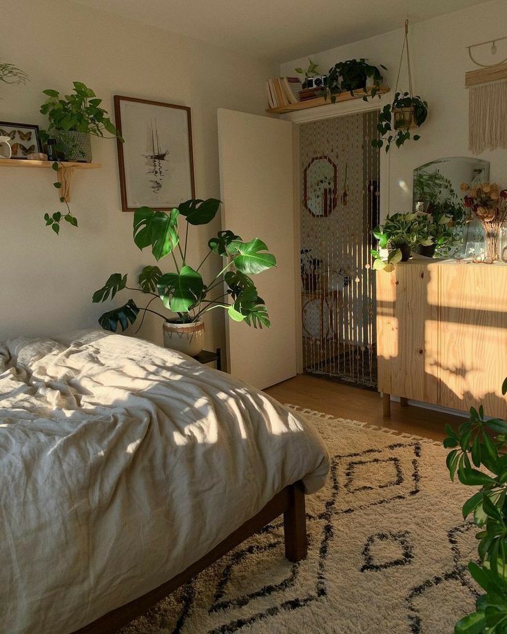 13-engineering-discoveries-beautiful-bedroom-decor-ideas-with-plant.jpg