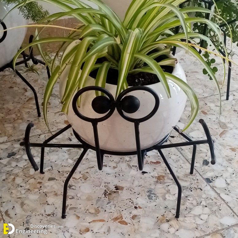 18-engineering-discoveries-stunning-flower-pot-holder-designs-for-every-style.jpg