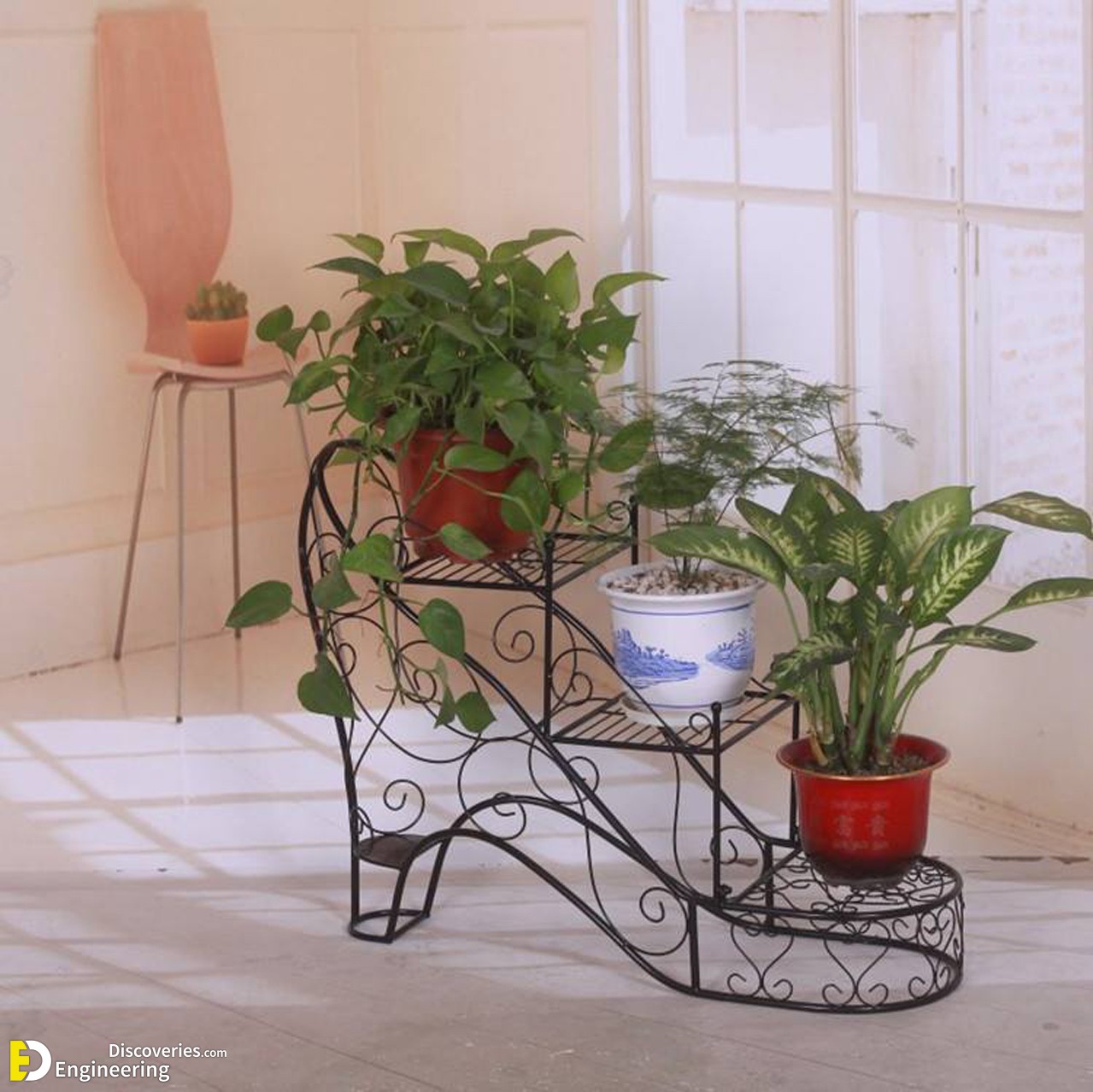 19-engineering-discoveries-stunning-flower-pot-holder-designs-for-every-style.jpg
