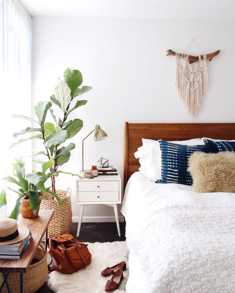 21-engineering-discoveries-beautiful-bedroom-decor-ideas-with-plant.jpg