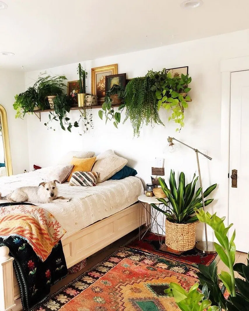 23-engineering-discoveries-beautiful-bedroom-decor-ideas-with-plant.png