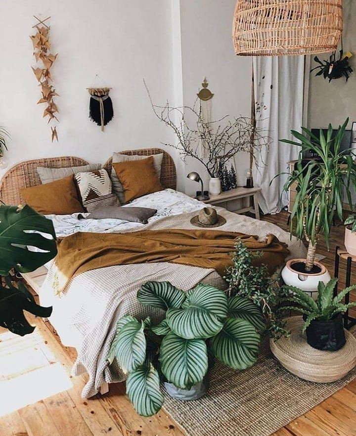 3-engineering-discoveries-beautiful-bedroom-decor-ideas-with-plant.jpg