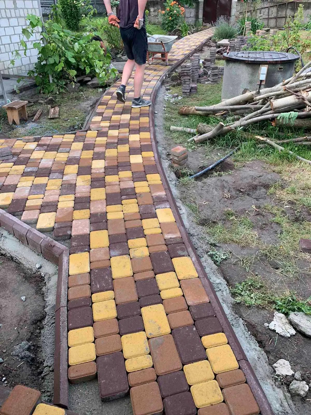 4-engineering-discoveries-stunning-walkway-ideas-you-need-to-try-today.jpg