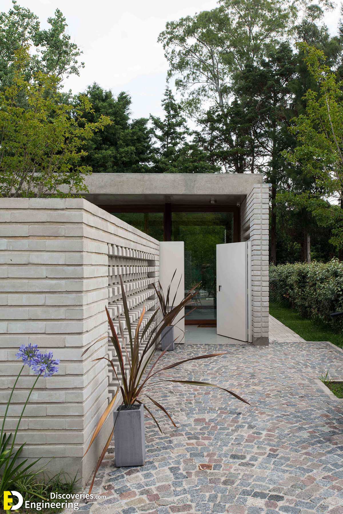18-engineering-discoveries-inspiring-breeze-block-wall-fences-ideas.jpg