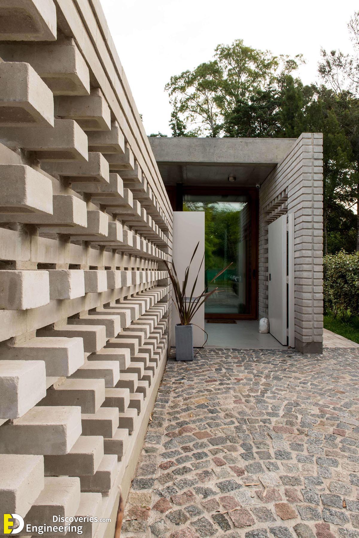 5-engineering-discoveries-inspiring-breeze-block-wall-fences-ideas.jpg