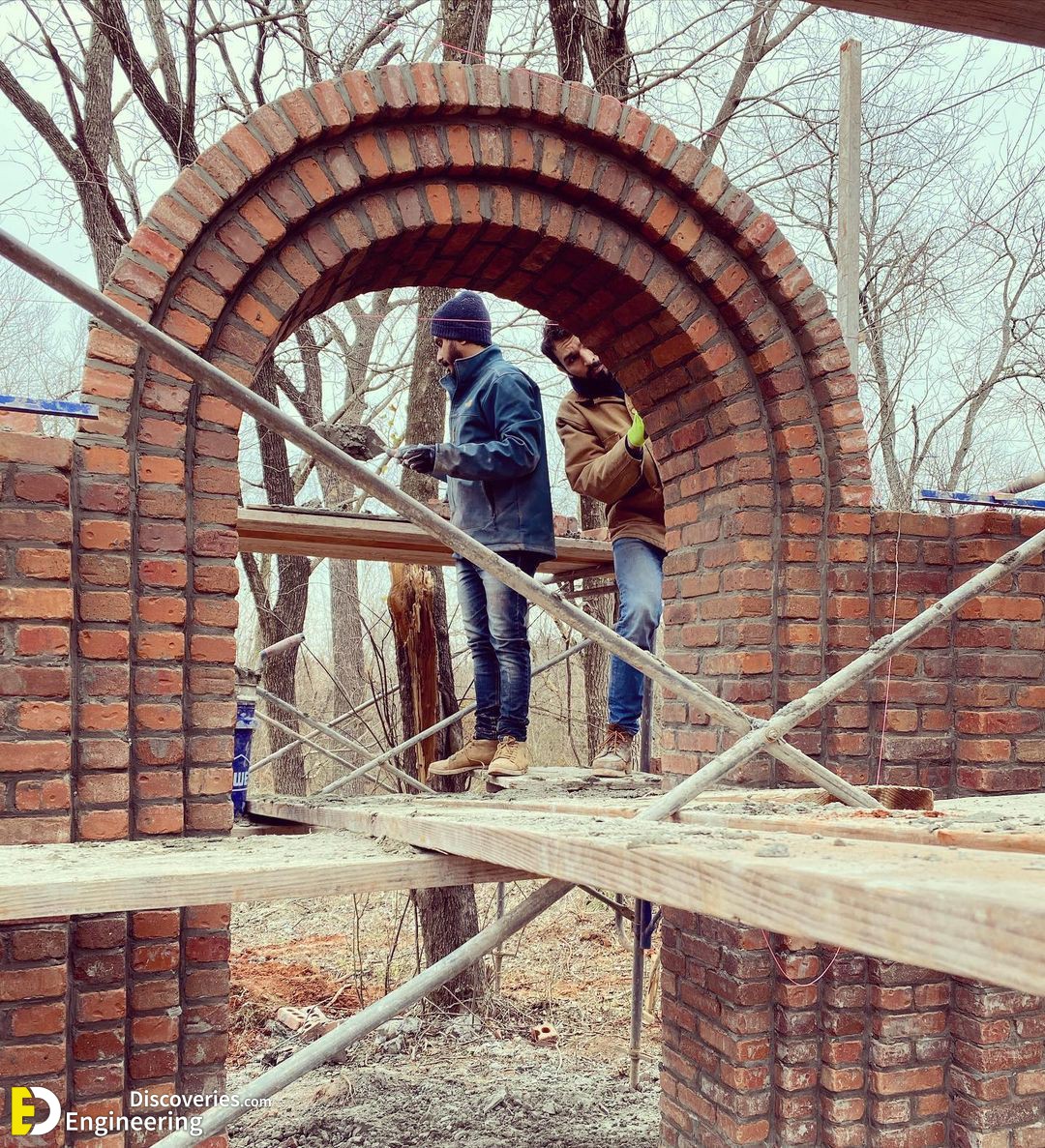 1-engineering-discoveries-how-to-use-bricks-to-create-incredible-outdoor-and-indoor-designs.jpg