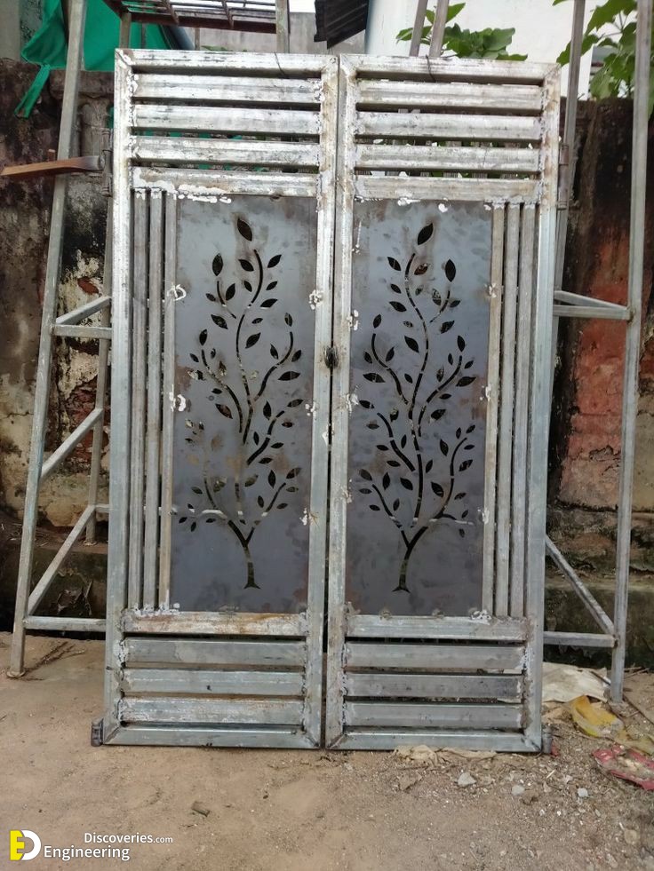 10-engineering-discoveries-amazing-iron-gate-design-ideas-that-will-elevate-your-homes-curb-appeal.jpg