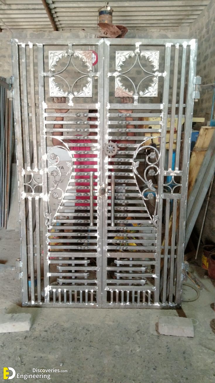 14-engineering-discoveries-amazing-iron-gate-design-ideas-that-will-elevate-your-homes-curb-appeal.jpg