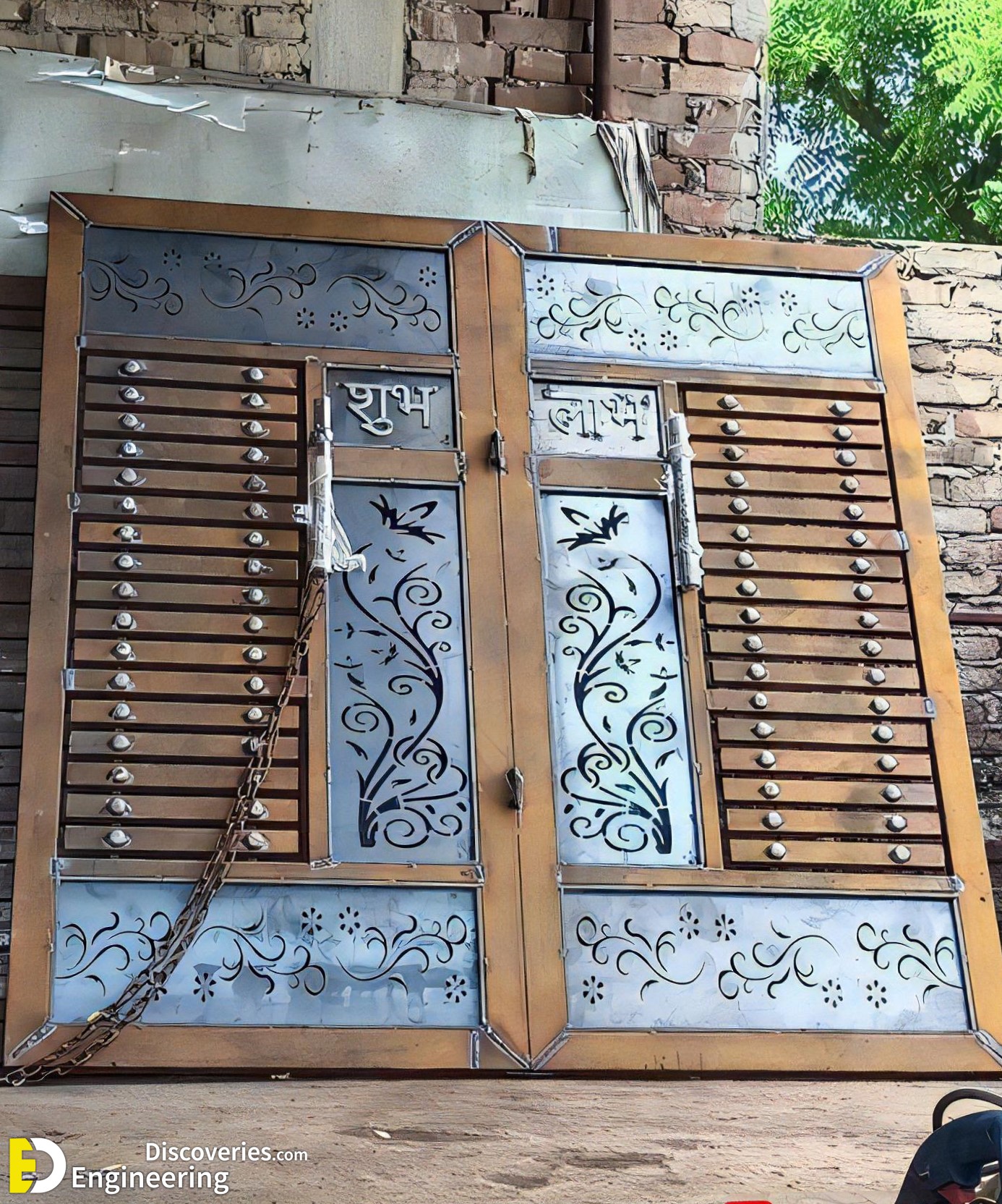 10-engineering-discoveries-elevate-your-homes-curb-appeal-with-these-gorgeous-iron-gate-ideas.jpg