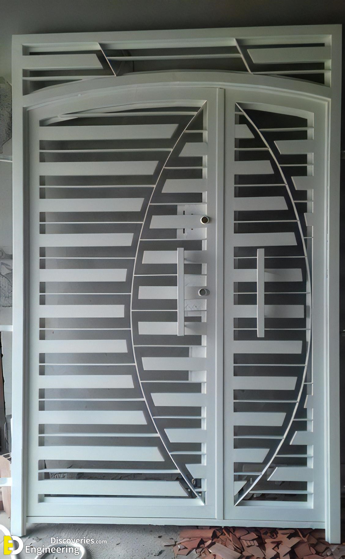 18-engineering-discoveries-elevate-your-homes-curb-appeal-with-these-gorgeous-iron-gate-ideas.jpg