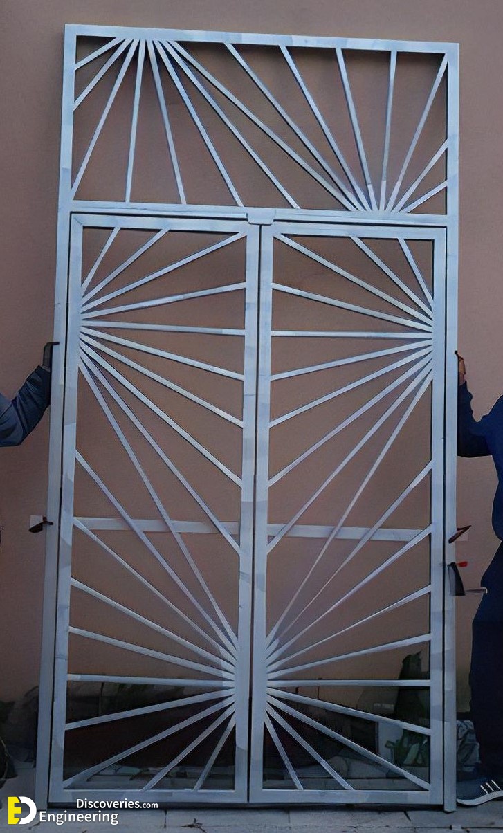 20-engineering-discoveries-elevate-your-homes-curb-appeal-with-these-gorgeous-iron-gate-ideas.jpg