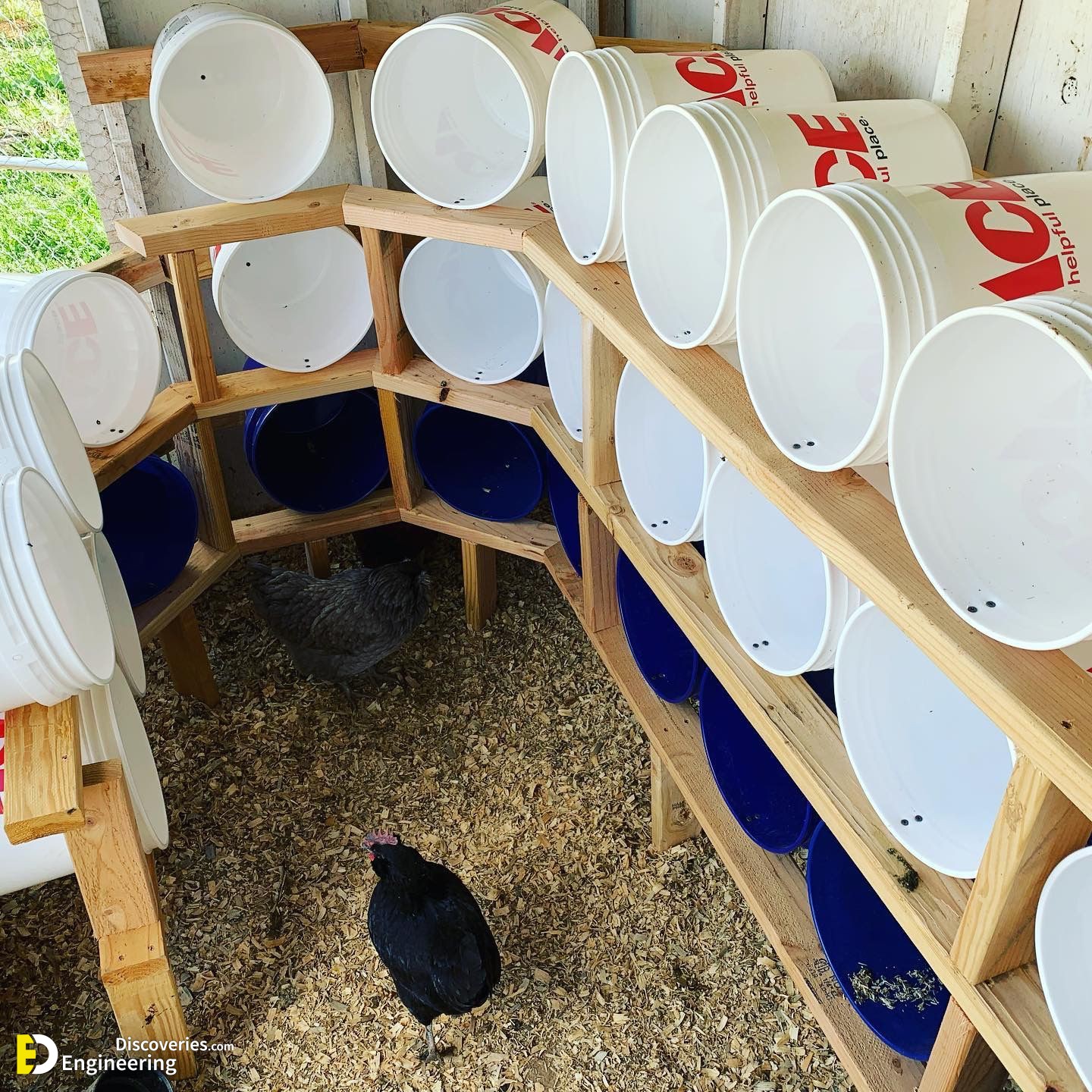 25-engineering-discoveries-creative-chicken-coop-ideas-youll-want-in-your-backyard.jpg