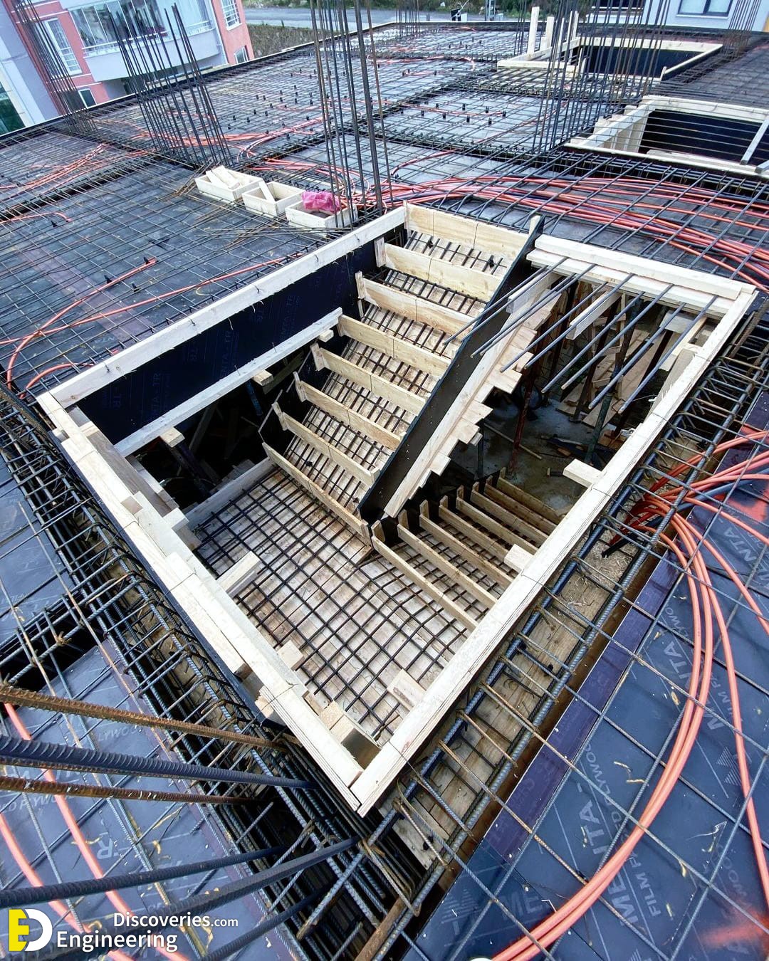 21-engineering-discoveries-27-photos-highlighting-the-power-of-rcc-concrete-elements.jpg