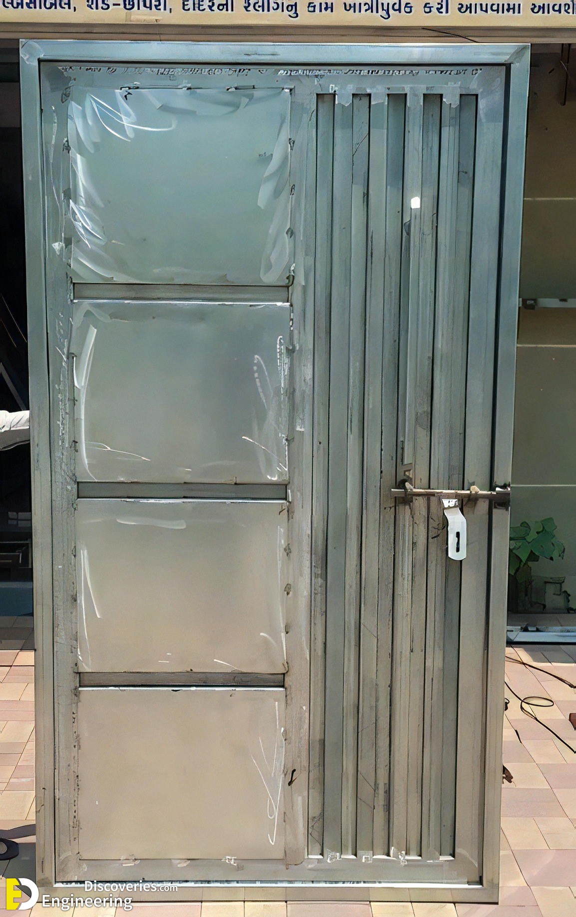 6-engineering-discoveries-22-amazing-iron-gate-designs-that-will-elevate-your-homes-curb-appeal.jpg