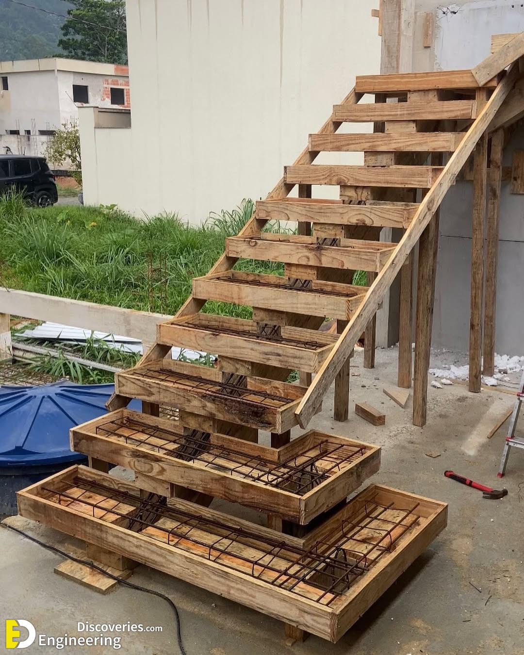10-engineering-discoveries-30-stunning-rcc-stair-design-ideas-and8211-under-construction-projects.jpg