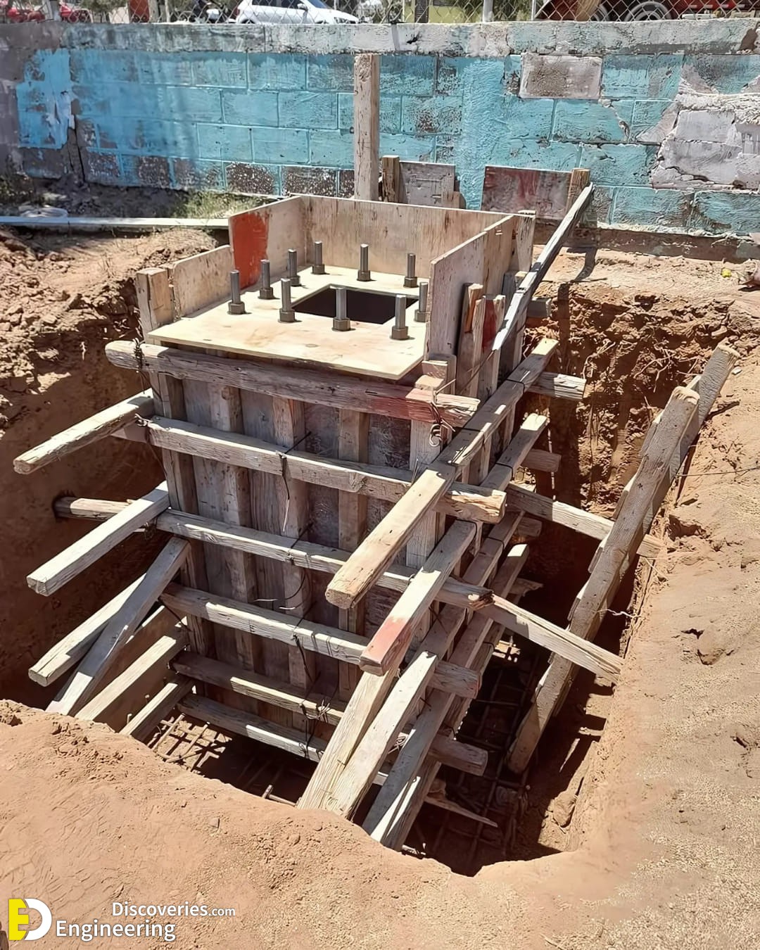 11-engineering-discoveries-33-must-see-photos-of-rcc-concrete-elements-with-detail.jpg