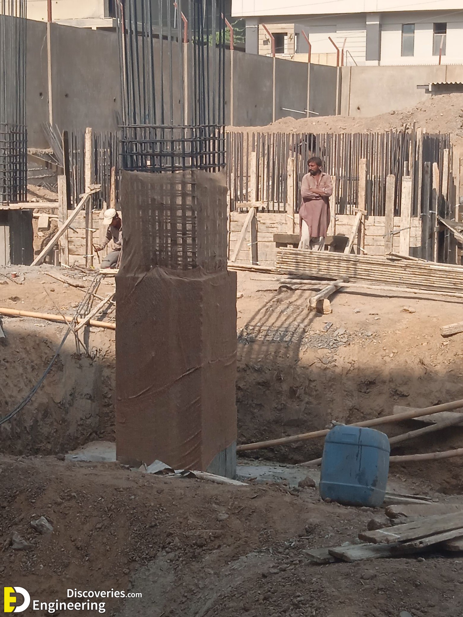 21-engineering-discoveries-33-must-see-photos-of-rcc-concrete-elements-with-detail.jpg