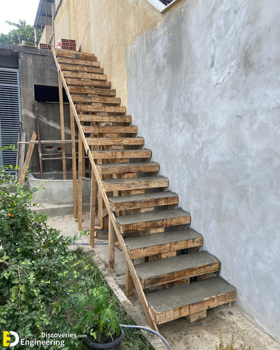 24-engineering-discoveries-30-stunning-rcc-stair-design-ideas-and8211-under-construction-projects.jpg
