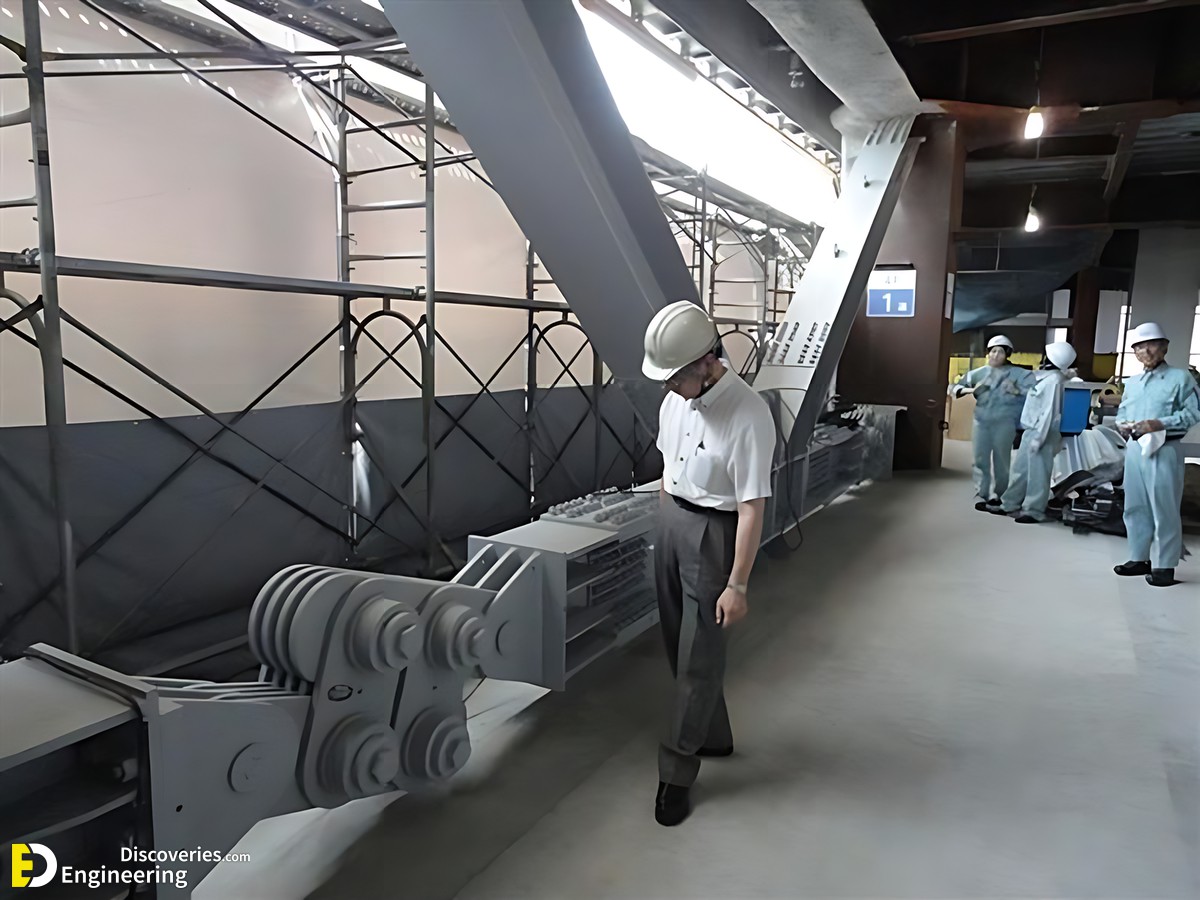 12-engineering-discoveries-the-science-behind-base-isolators-and-dampers-in-earthquake-resistance.jpg