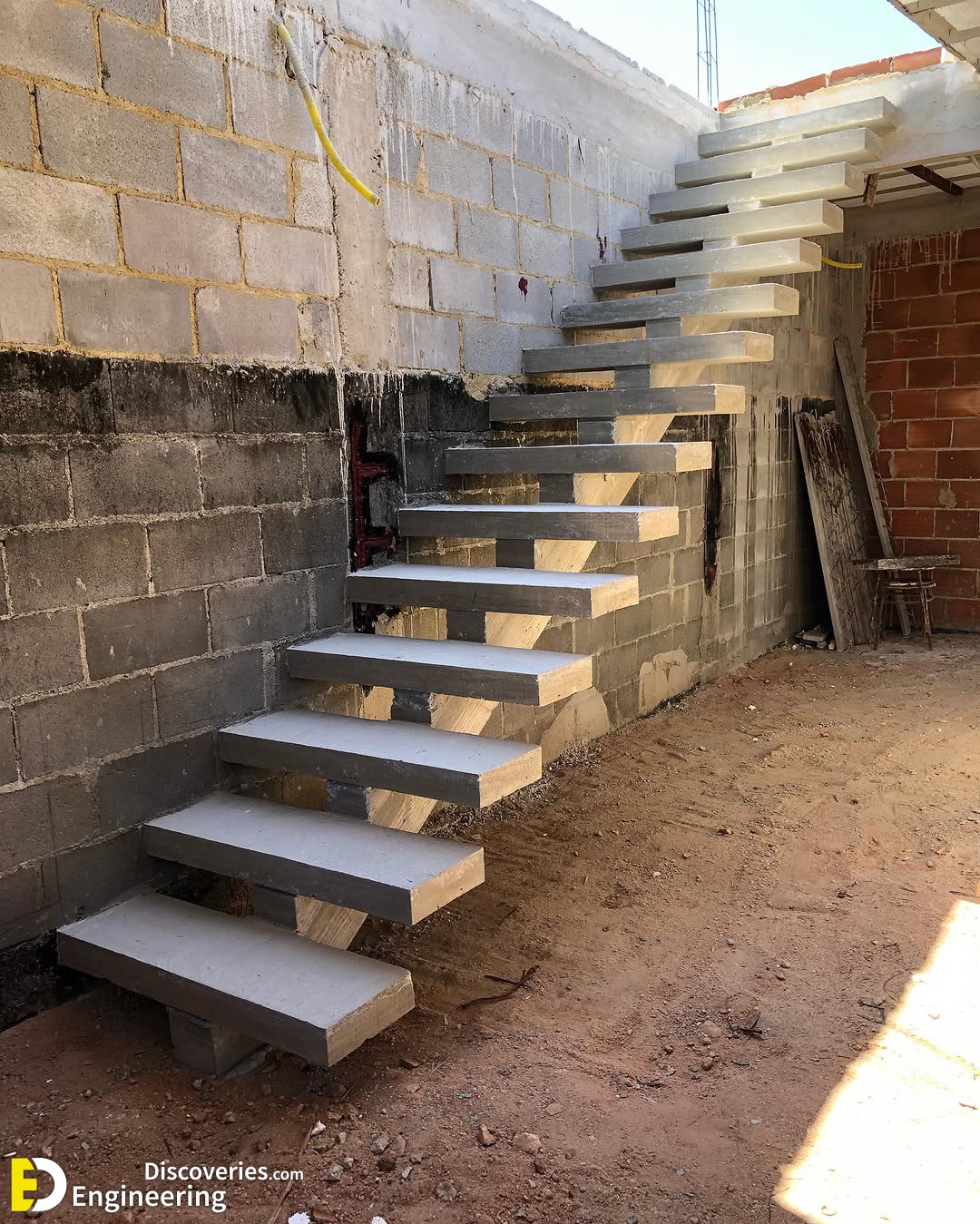 26-engineering-discoveries-28-jaw-dropping-photos-of-rcc-stairs-under-construction-you-need-to-see.jpg